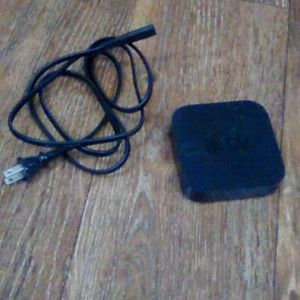 Apple TV (2nd Generation) 8GB black
